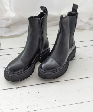 Boots Krakau – black SALE