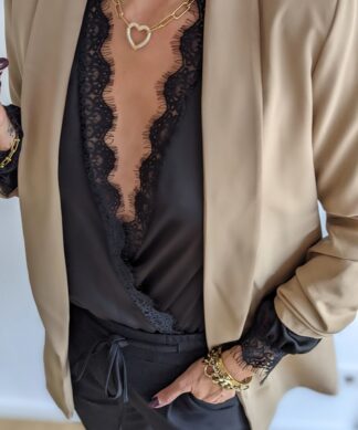 Body SILKY LACE – versch. Farben