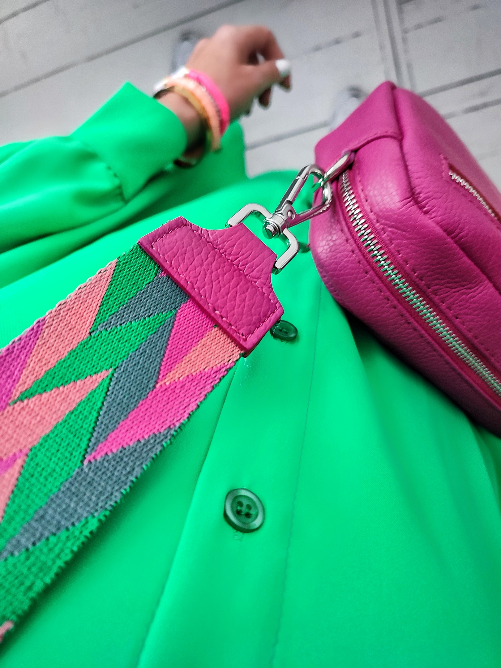 Crossbody Bag with Tassel – All you need – versch. Farben