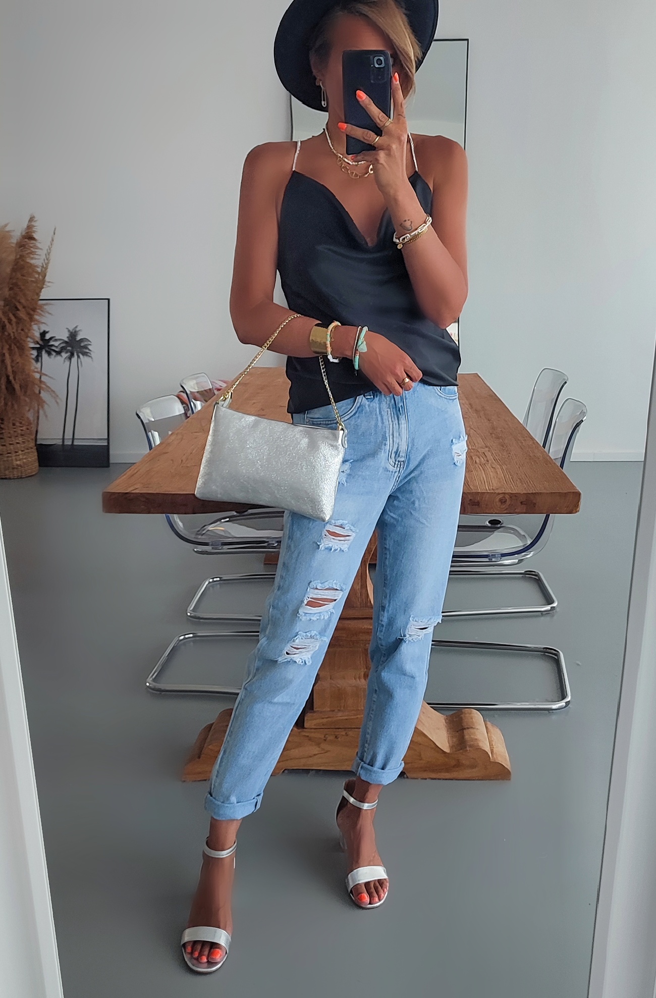 Boyfriend Jeans KATE – light blue destroyed