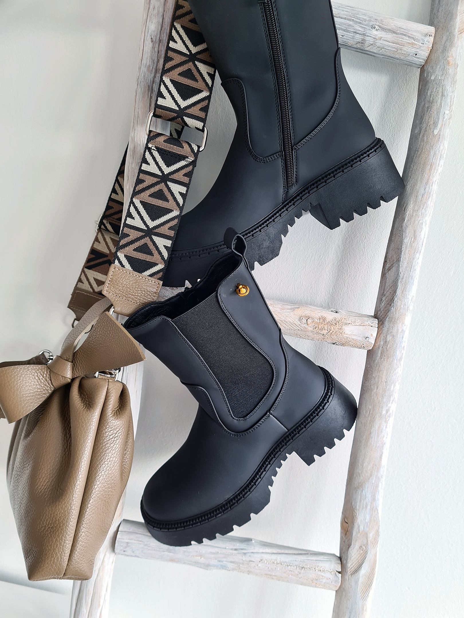 Boots ADMIRAL – schwarz SALE