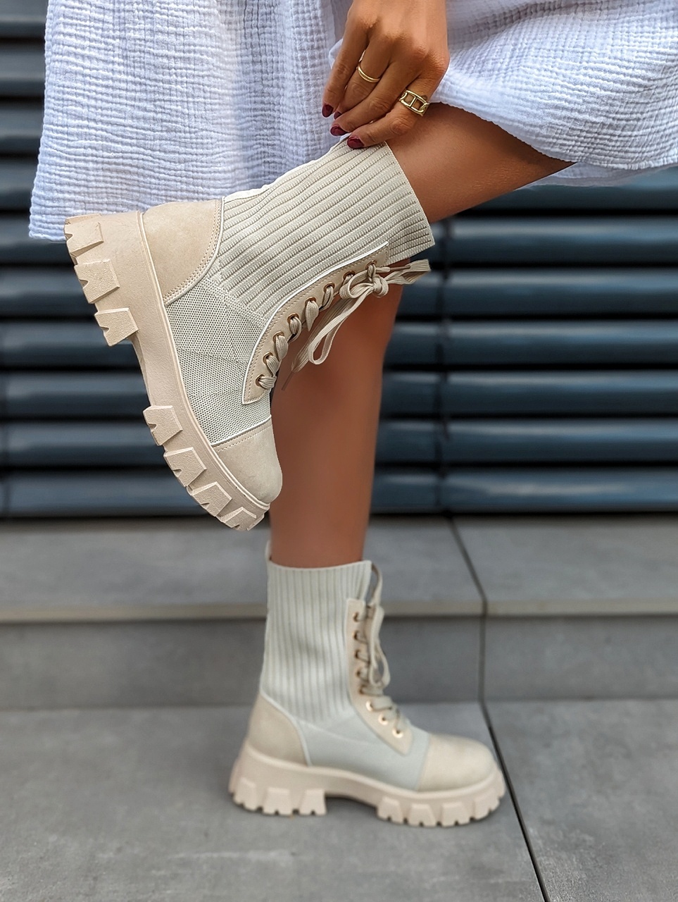 Schnürboots SOFT – beige