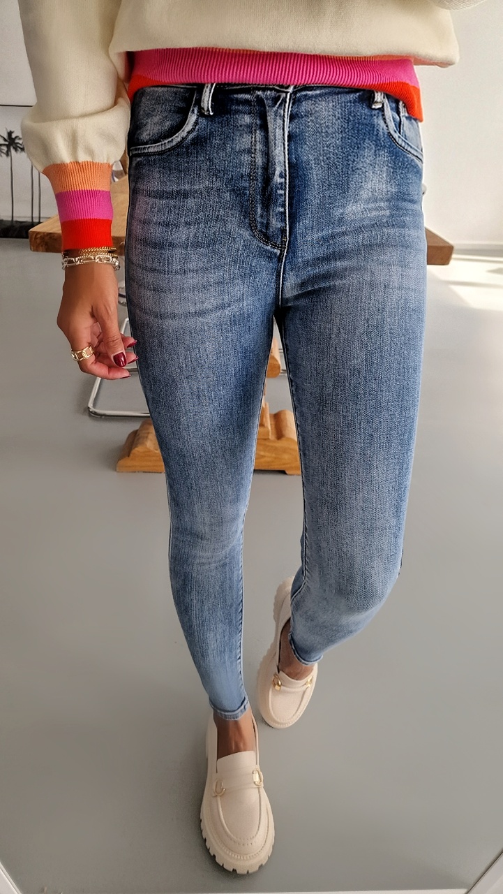 Skinny Jeans PUSH UP light blue CLEAN
