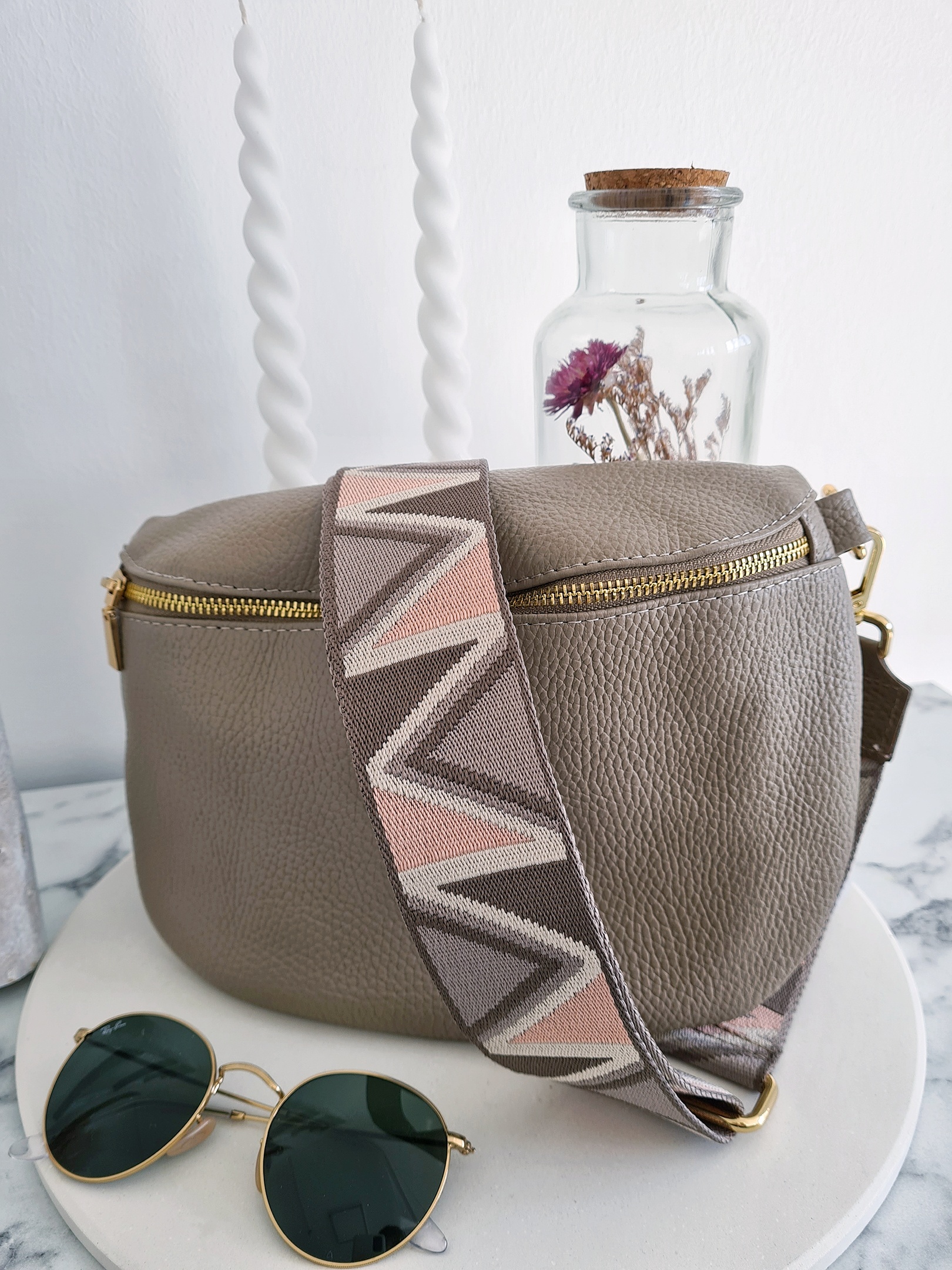 Bagstrap TRIANGLE TAUPE – GOLD EDITION