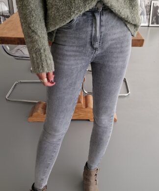 Skinny Jeans TIGHT AND HIGH- clean mid grey