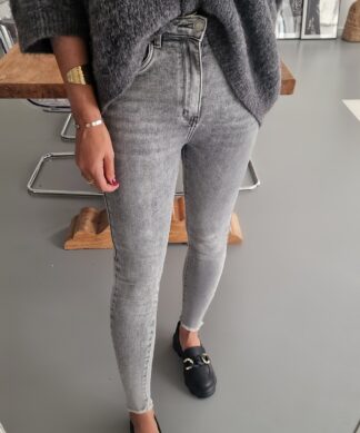 Skinny Jeans TIGHT AND HIGH- mid grey rawcut seam