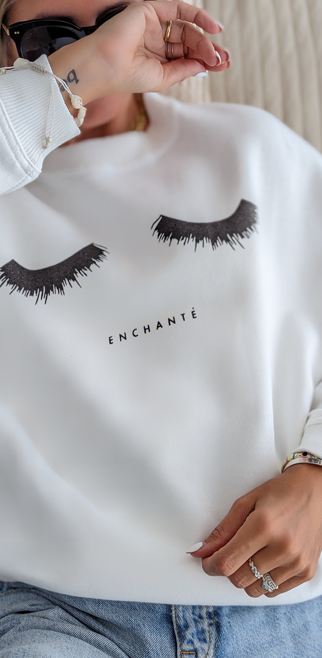 Sweater LASHES – weiß