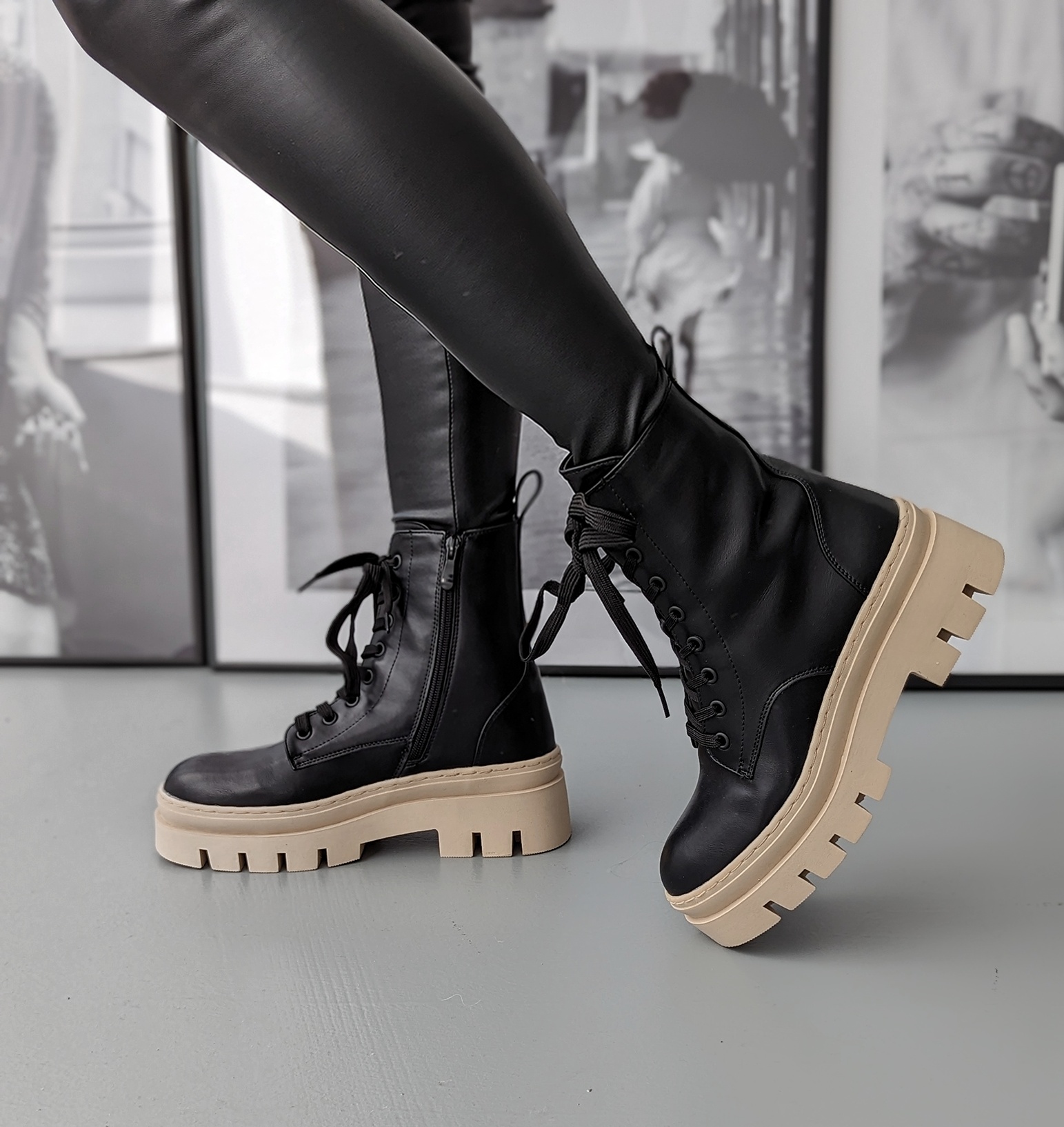 Schnürboots OVER THE TOP – black-beige