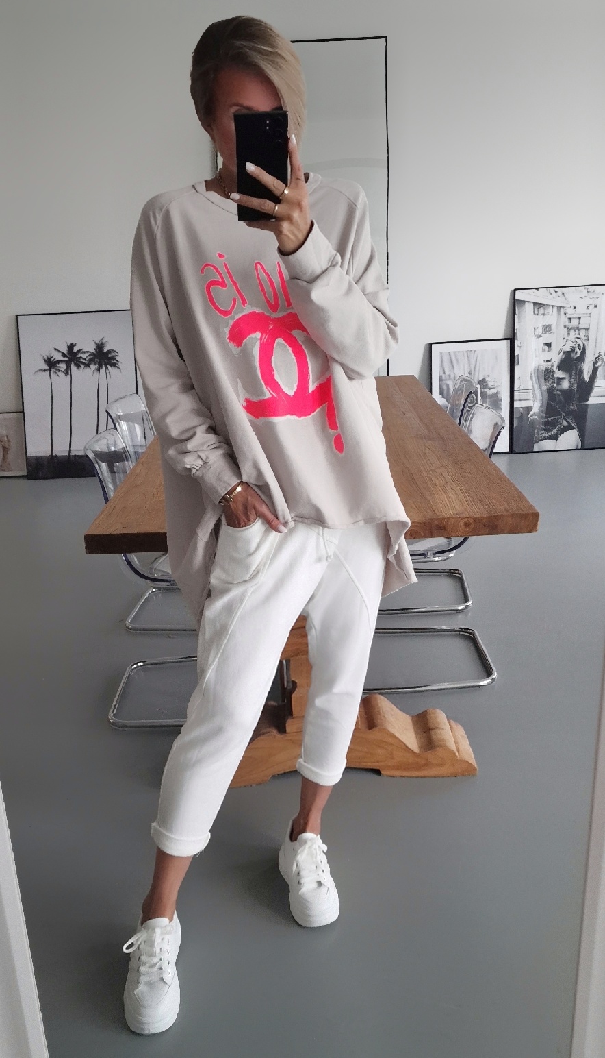 Oversizesweater – WHO IS THIS GIRL – versch. Farben