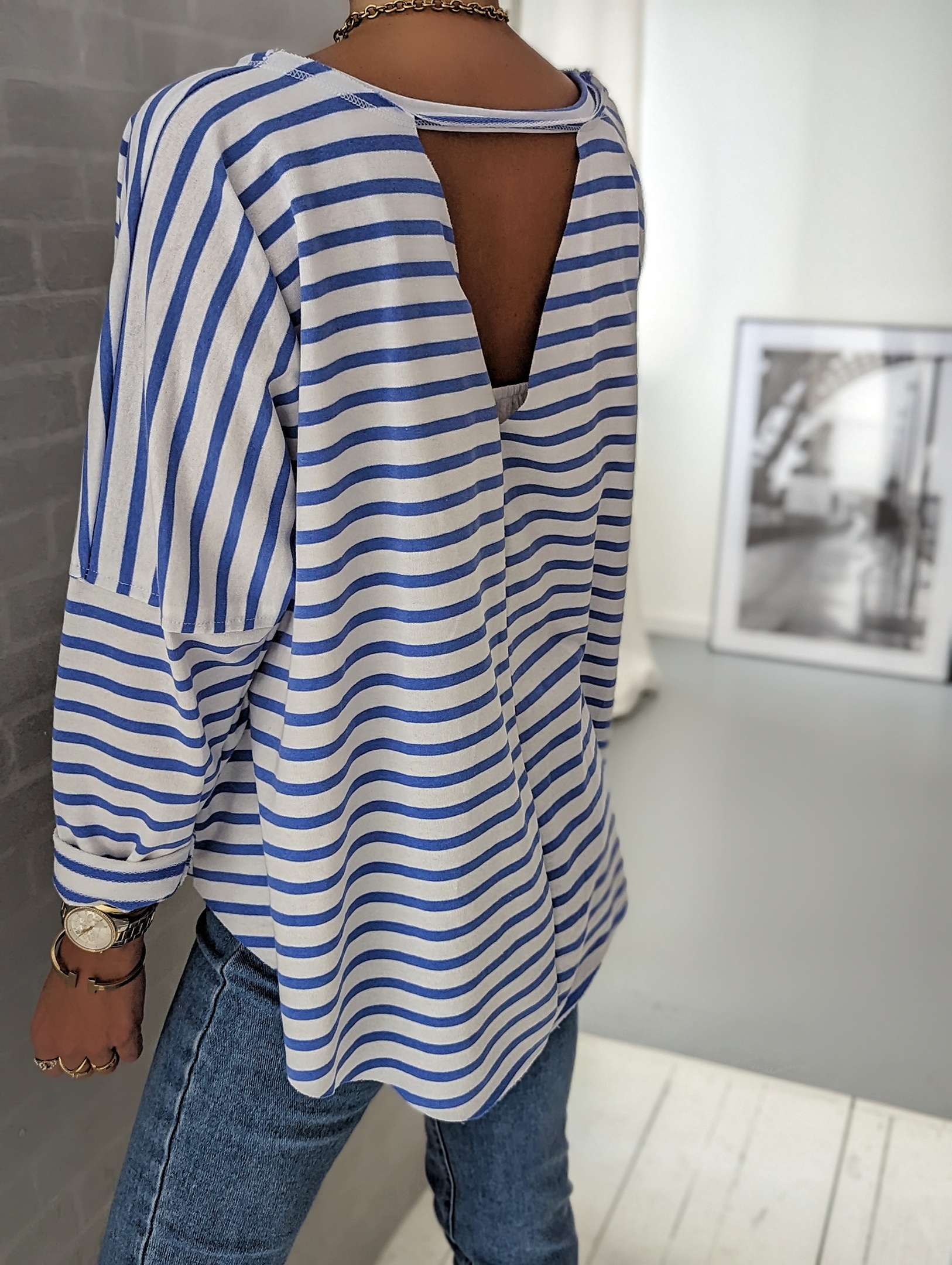 leichter Sweater Open Back STRIPES – versch. Farben
