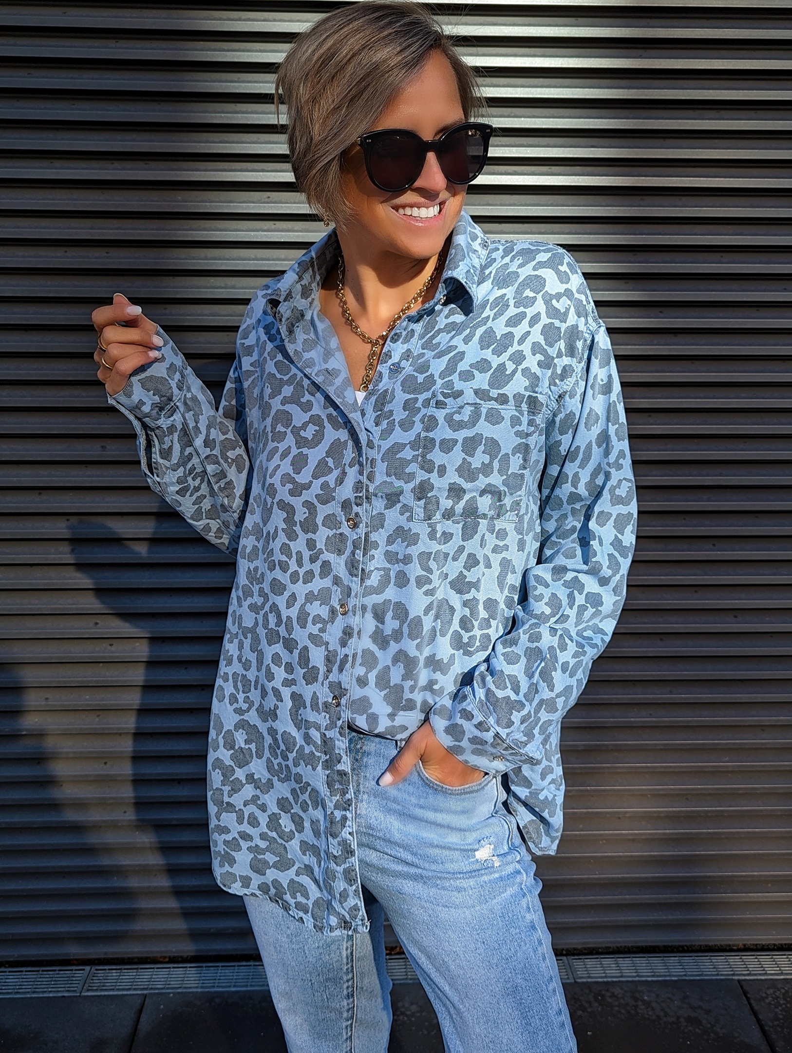 Jeanshemd mit Leoprint EXPRESS YOURSELF