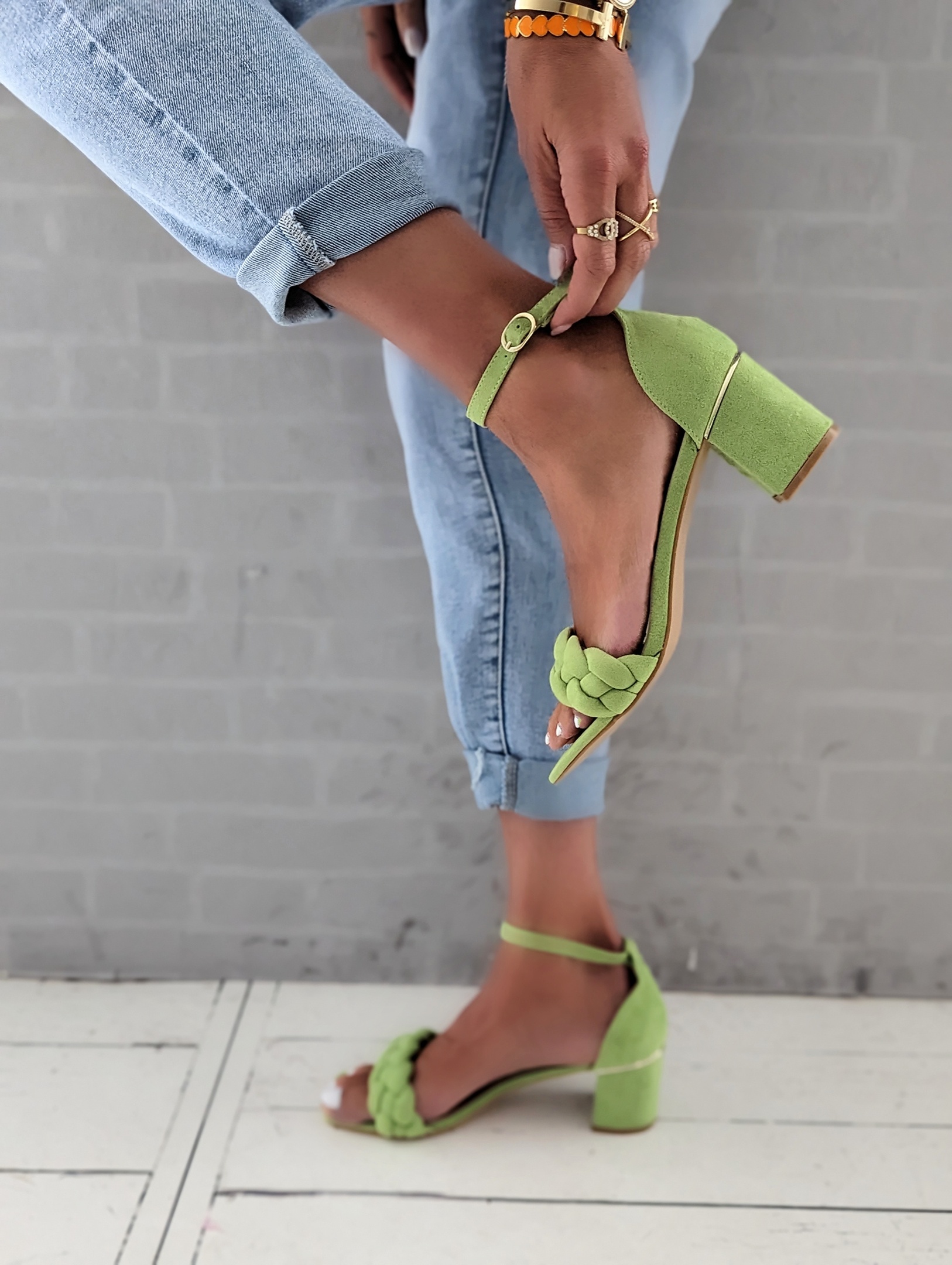 Sandale BRAIDED HEELED SUEDE – grün