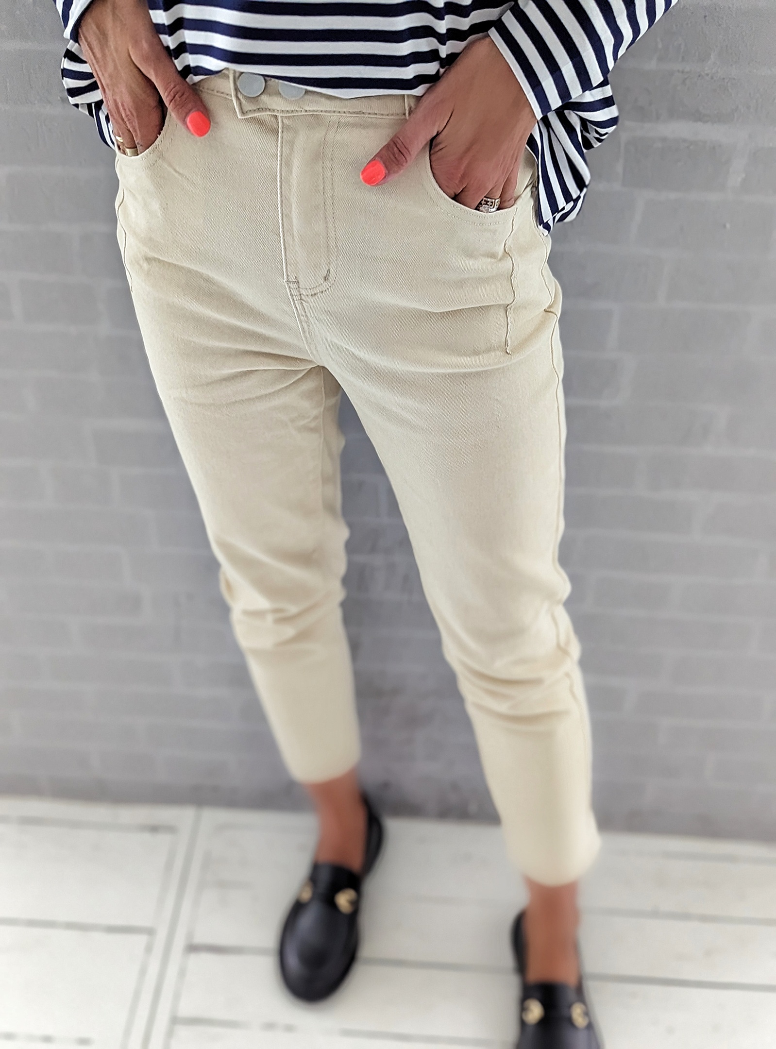 SLIM-Momjeans – ZOEY – beige