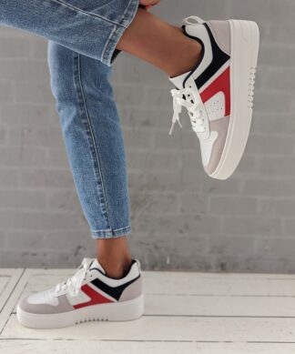 Plateausneaker – WALK IN