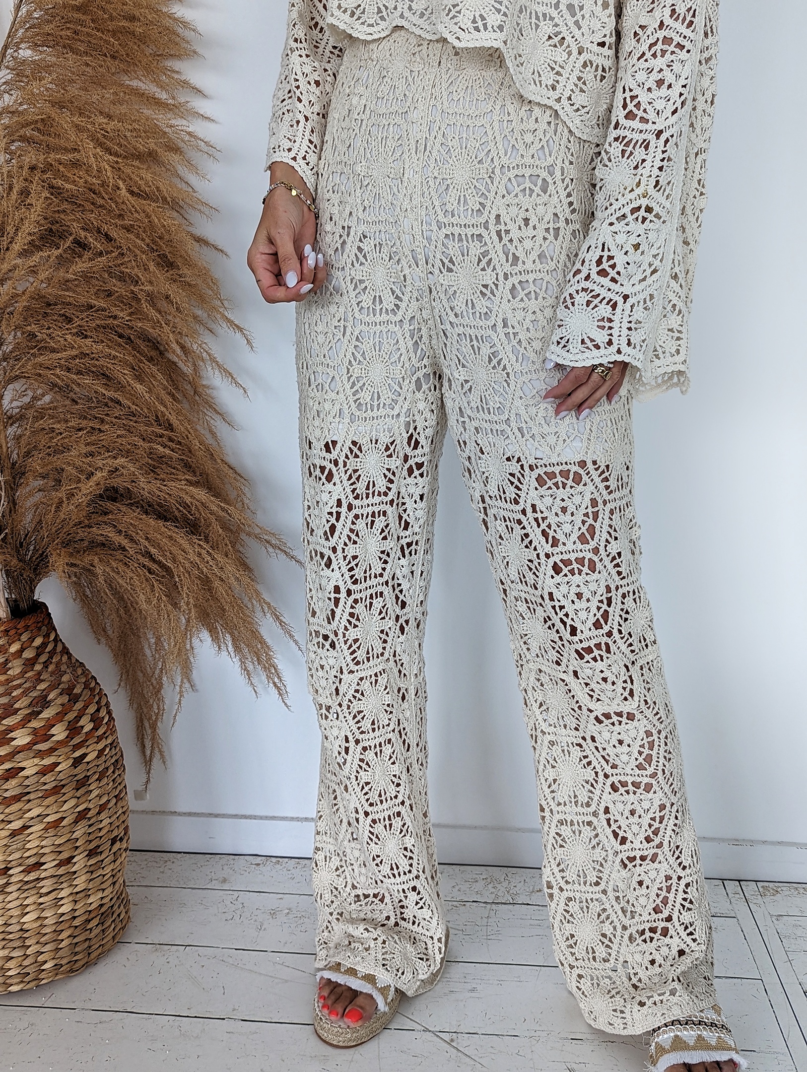 lange Häkelhose WOODSTOCK – beige