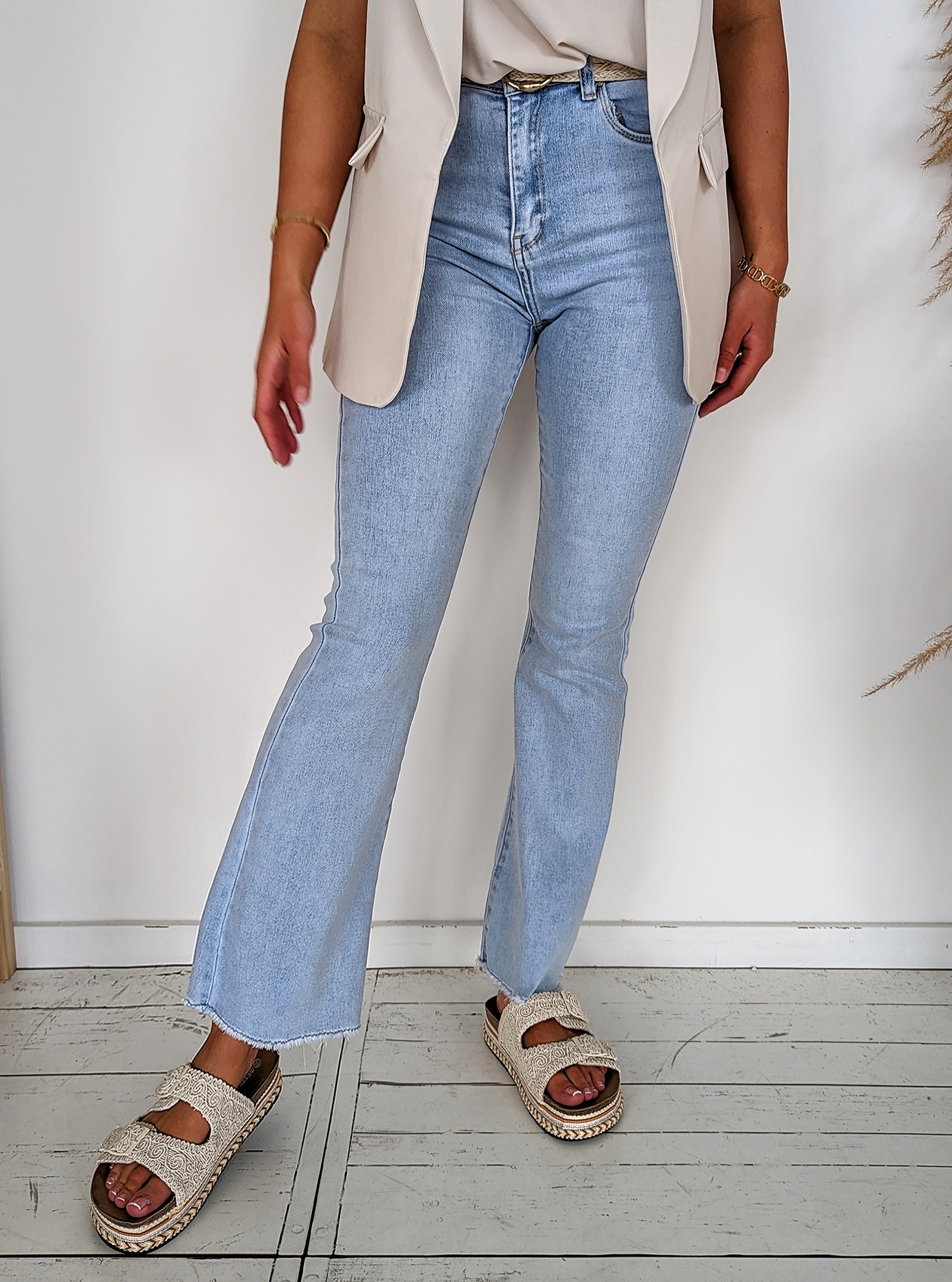 Highwaist Jeans FLARE – light blue