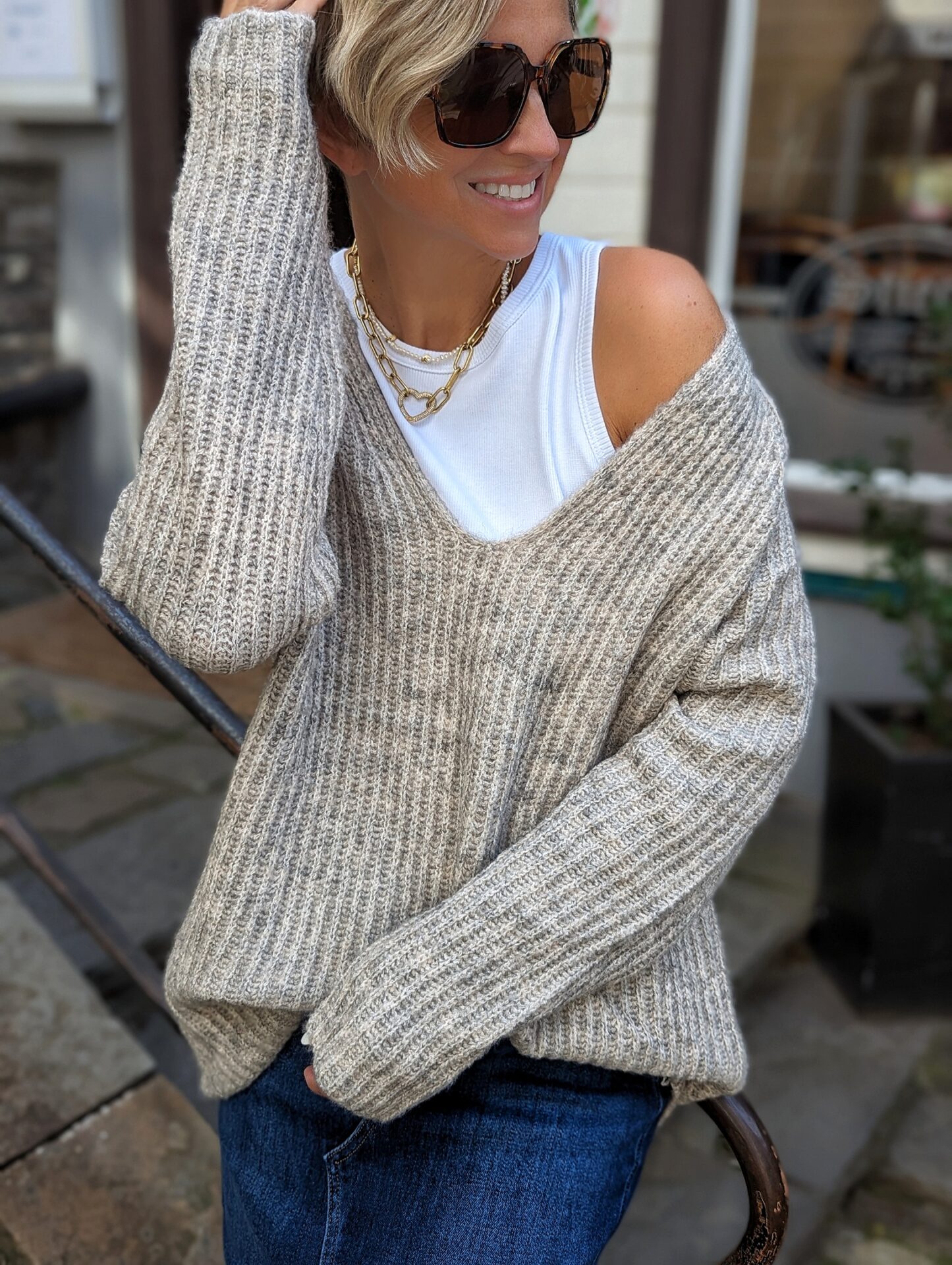 Strickpullover V-NECK DEEP BREATH – versch. Farben