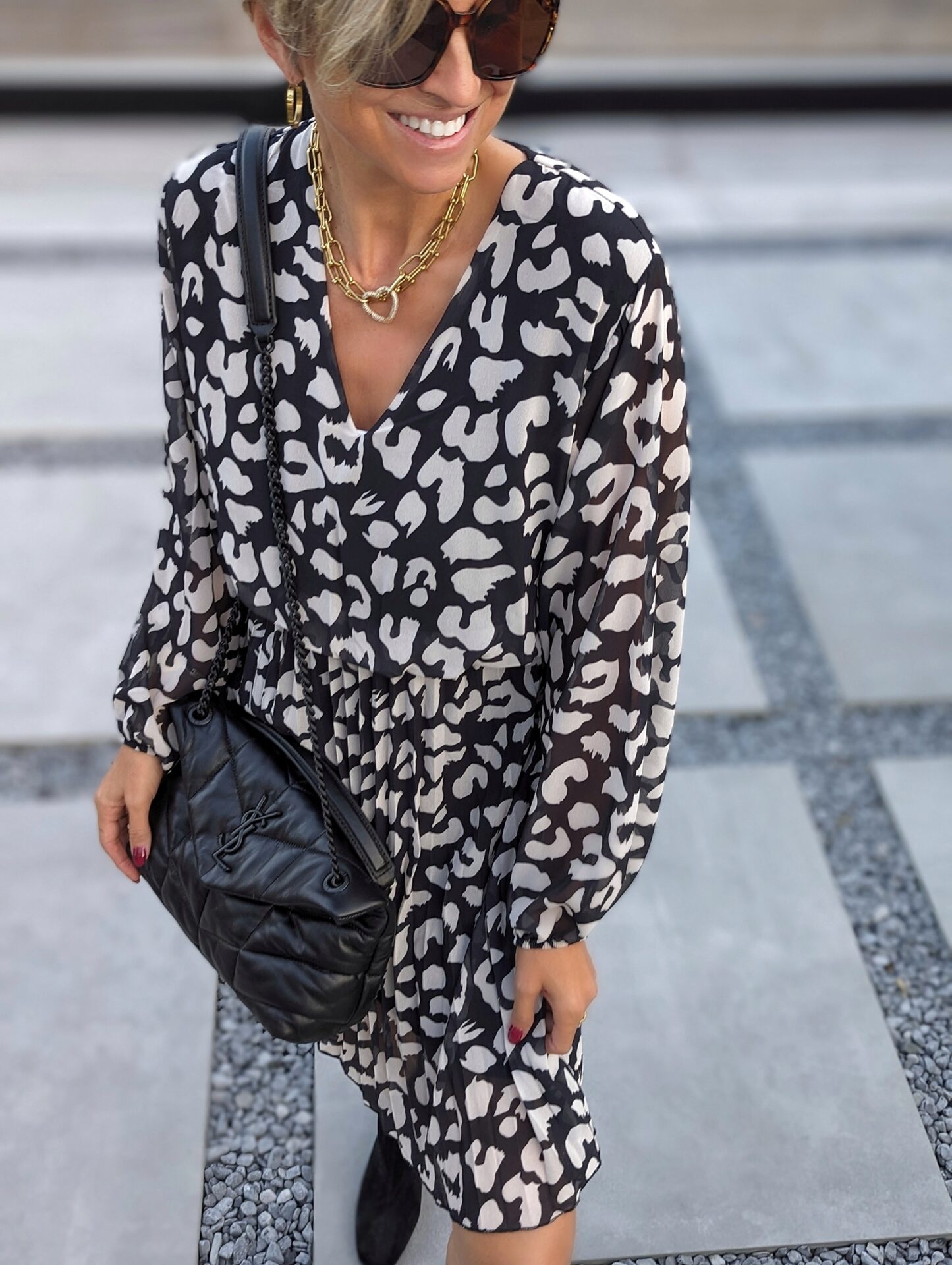 kurzes tailliertes Kleid WILDCAT – versch. Farben