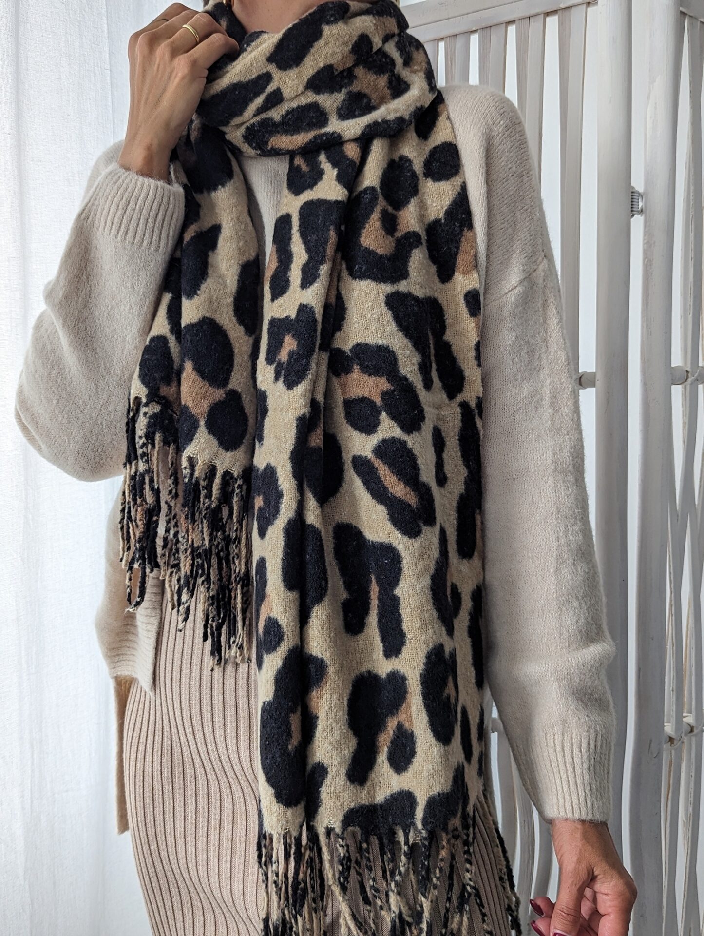 Schal COZY LEO – versch. Farben