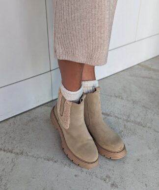 CHELSEABOOT WITH TEDDY – Beige
