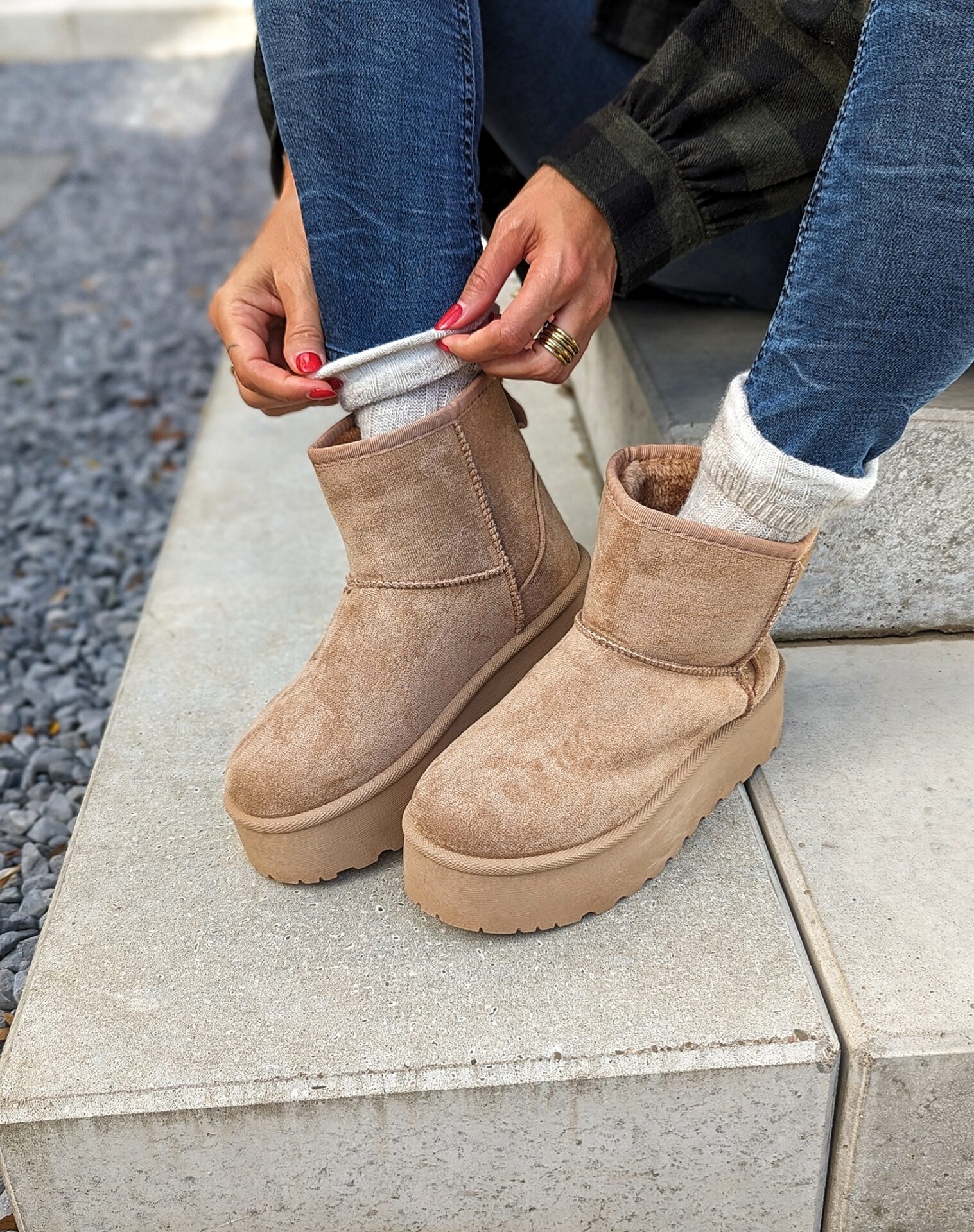Plateau Boots HIGH END – beige