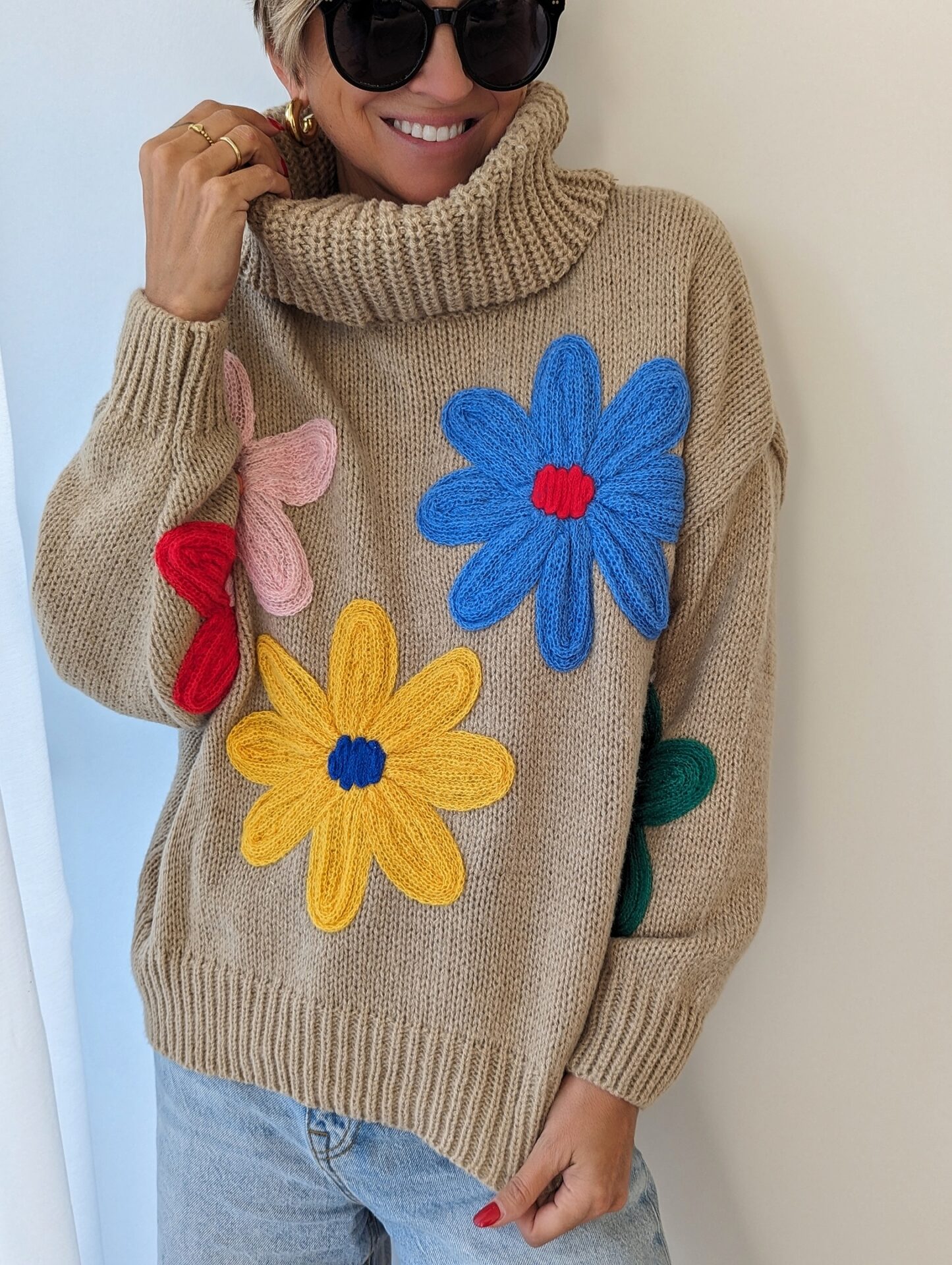 Strickpullover FLOWERS – versch. Farben