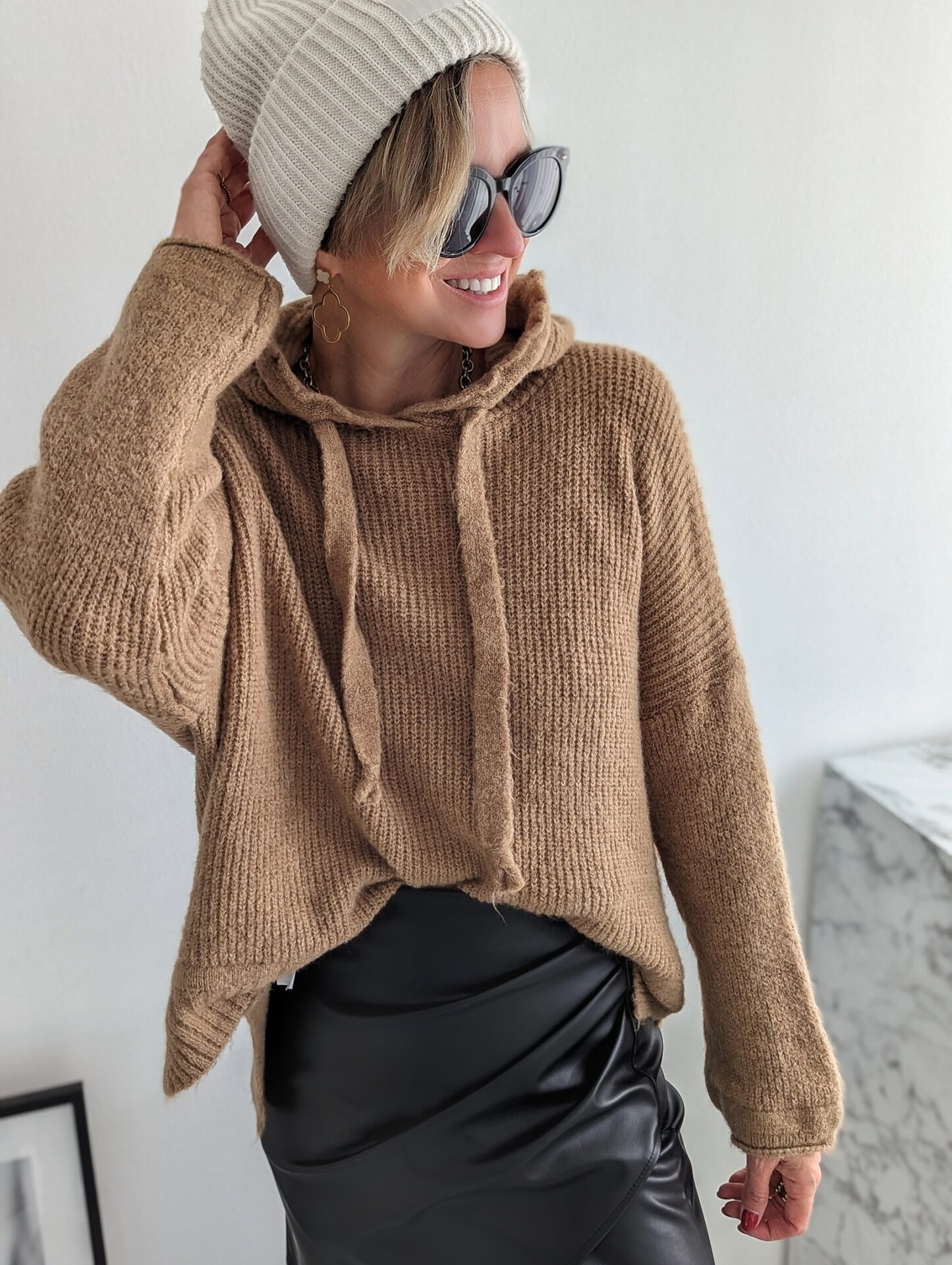 Strickhoodie STAYING IN – versch. Farben