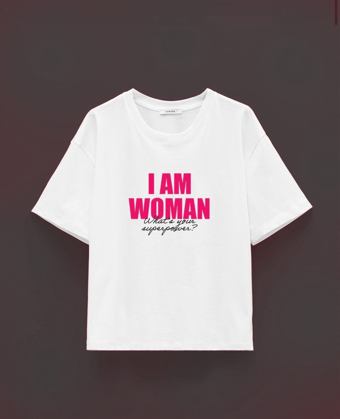 T-Shirt I AM WOMAN – weiss Womans Day Special